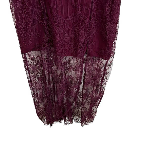Urban Outfitters UO Real Love Lace Dress with Slit Plum Burgundy-NWT-Size Large - Picture 2 of 12